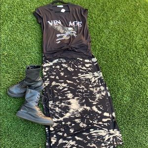 Black and tan tie-dye long skirt